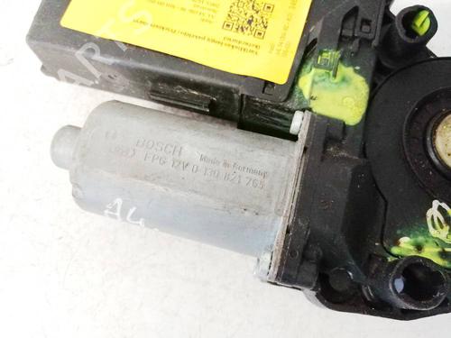 Left front window motor PORSCHE CAYENNE (9PA) S 4.5 | BP35106837E21 - Image 3