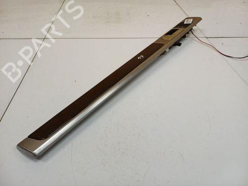 Used Rear left interior door handle Rear left interior door handle VW TOUAREG (7LA, 7L6, 7L7) 4.2 V8 (310 hp) 39604381 39604381