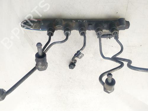 Used Injection rail Injection rail TOYOTA AVENSIS VERSO (_M2_) 2.0 D (CLM20_, CLM20R) (116 hp) 35405894 35405894