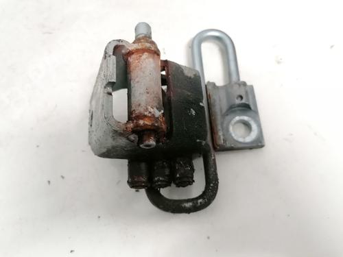 hingedoor-check-strap-audi-q7-4lb-2006-2007-2008-2009-2010-2011-2012-2013-2014-2015-2016-33091390 main image