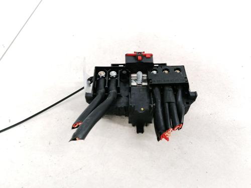 Used Fuse box Fuse box MERCEDES-BENZ C-CLASS (W203) C 220 CDI (203.006, 203.008) (143 hp) 33080245 33080245