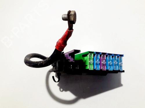 Used Fuse box Fuse box OPEL ZAFIRA A MPV (T98) 2.0 DTI 16V (F75) (101 hp) 33522251 33522251