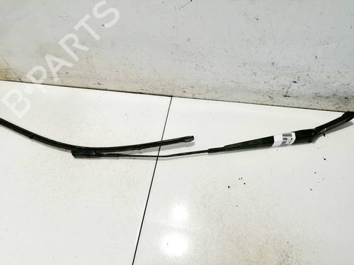 front-windshield-wiper-arm-audi-q3-8ub-8ug-2011-2012-2013-2014-2015-2016-2017-2018-2019-2020-32579024 main image