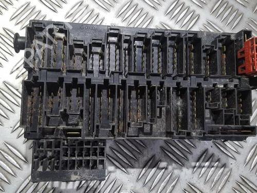 Used Fuse box Fuse box VW GOLF III (1H1) 1.9 TDI (90 hp) 33497336 33497336