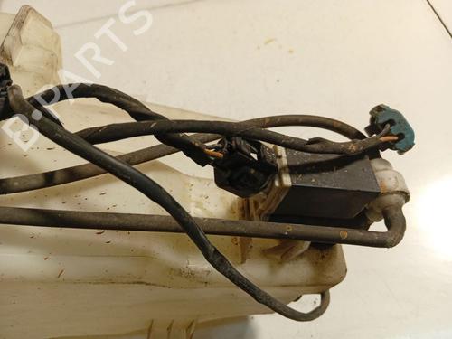 Washer pump KIA CEE'D Hatchback (ED) 2.0 CRDi 140 | BP40053294E24 - Image 1