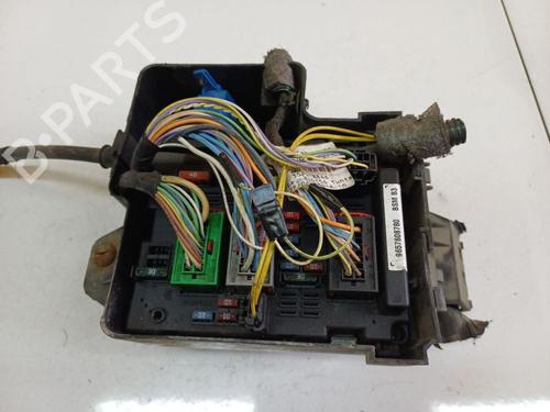 Fuse box CITROËN C8 (EA_, EB_) 2.2 HDi | BP32531559E1
