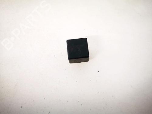 Used Electronic sensor Electronic sensor CHRYSLER VOYAGER / GRAND VOYAGER III (GS_, NS_) 3.8 (182 hp) 32881690 32881690