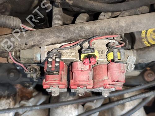 Inyector Inyector DODGE GRAND CARAVAN Mini Cargo Van 3.3 (171 hp) 35484760 35484760
