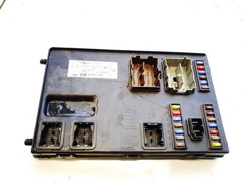 Used Fuse box Fuse box FORD TRANSIT Van (FA_ _) 2.2 TDCi (85 hp) 32615923 32615923