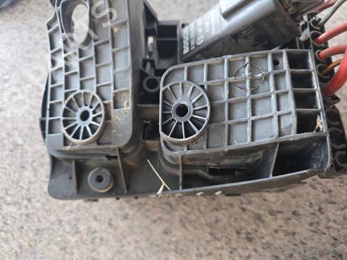 Fuse box SKODA SUPERB II (3T4) 2.0 TDI | BP32576265E1  - Image 12