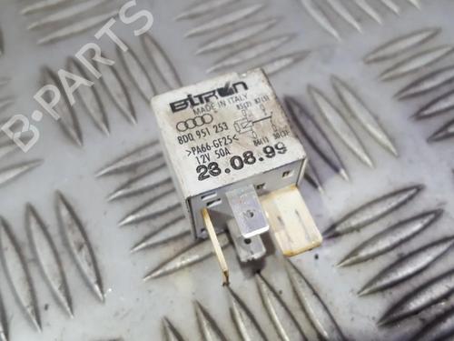 Used Electronic sensor Electronic sensor VW PASSAT B3/B4 Variant (3A5, 35I) 1.8 (90 hp) 33495971 33495971