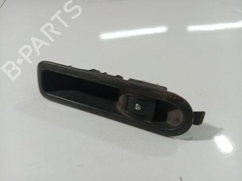 Used Switch Switch RENAULT SCÉNIC II (JM0/1_) 1.9 dCi (JM0G, JM12, JM1G, JM2C) (120 hp) 40617578 40617578