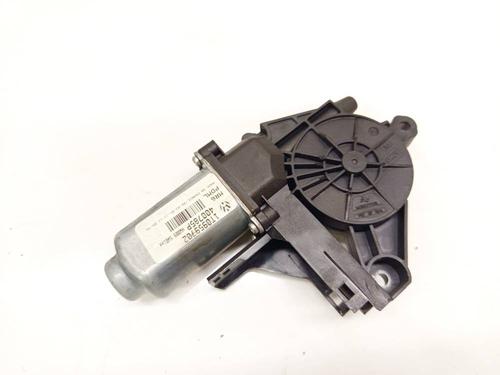 Used Right front window motor Right front window motor VOLVO V50 (545) 2.0 D (136 hp) 40114079 40114079