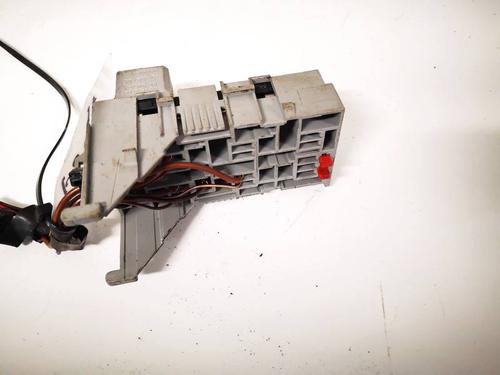 Fuse box OPEL MERIVA A MPV (X03) 1.7 CDTI (E75) | BP32531399E1