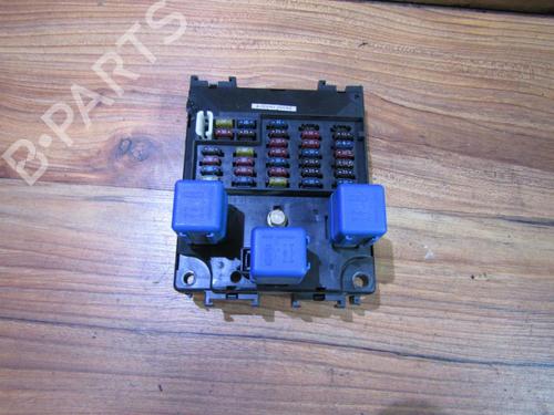 Used Fuse box Fuse box 33480399 33480399