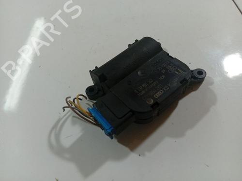 Used Electronic module VW PASSAT B6 (3C2) 2.0 TDI (136 hp) 32553918