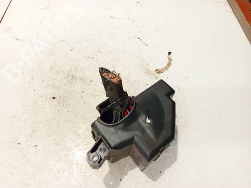 Used Fuse box VW PASSAT B6 (3C2) 1.9 TDI (105 hp) 32558446