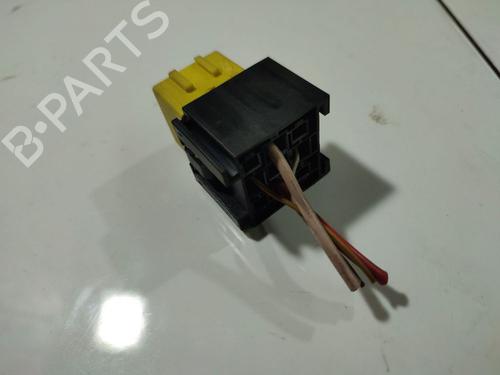 Fuse box DACIA LOGAN (LS_) 1.5 dCi (LS04) | BP32554773E1