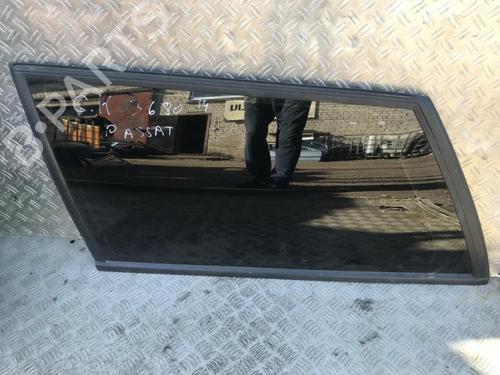 Panel rude bagtil venstre Panel rude bagtil venstre 35673258 35673258