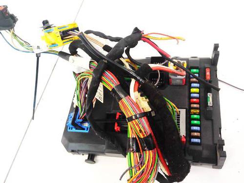 Used Fuse box Fuse box CITROËN C3 Picasso (SH_) 1.6 HDi (109 hp) 32934299 32934299