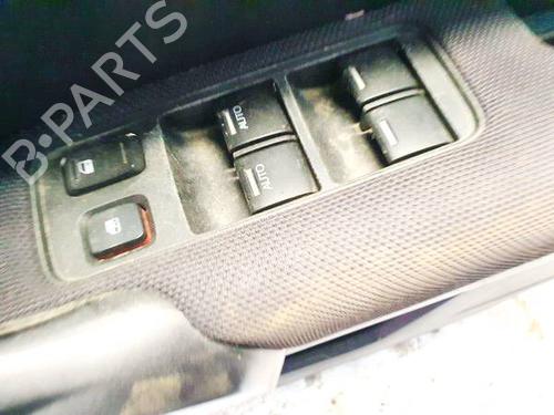 switch-honda-cr-v-iii-re_-2006-32599731 main image