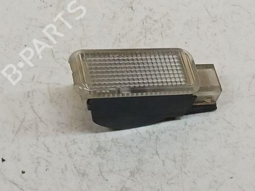 Used Interior roof light Interior roof light AUDI A3 (8P1) 2.0 TDI 16V (140 hp) 40244332 40244332