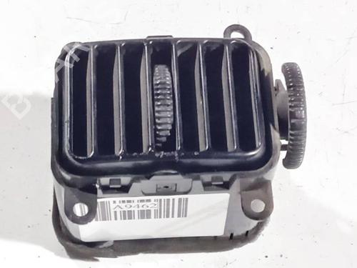 Used Air vent MITSUBISHI PAJERO SPORT I (K7_, K9_) 3.0 V6 (K96W) (177 hp) 32626817