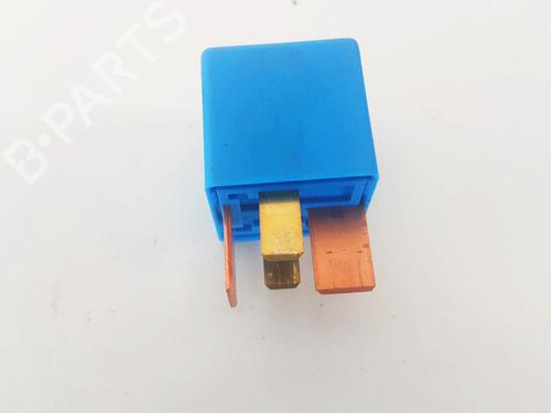 Used Other Other KIA CARENS III MPV (UN) 2.0 CRDi 140 (140 hp) 33066224 33066224