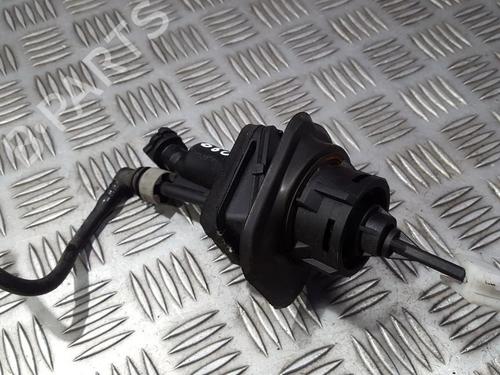 clutch-slave-cylinder-ford-focus-ii-da_-hcp-dp-2004-2005-2006-2007-2008-2009-2010-2011-2012-2013-35697642 main image
