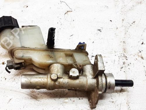 Used Brake master cylinder Brake master cylinder MAZDA 6 Saloon (GG) 2.0 (GGEP, GG10) (141 hp) 35868448 35868448