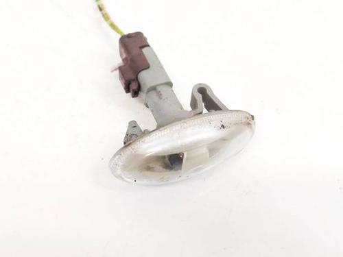 Used Right side indicator Right side indicator PEUGEOT 206 SW (2E/K) 1.4 HDi (68 hp) 35227073 35227073
