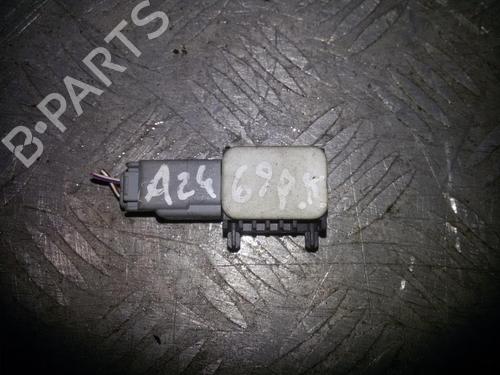 Used Electronic module Electronic module FORD C-MAX (DM2) 1.6 TDCi (90 hp) 33522657 33522657