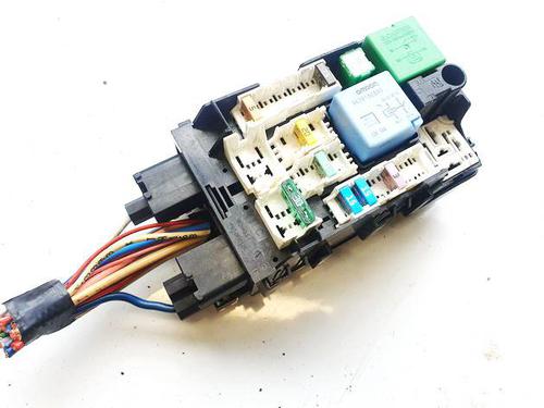 Fuse box PEUGEOT 508 I (8D_) 2.0 HDi | BP32571850E1 - Image 2