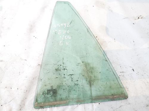 Used Rear left quarter glass Rear left quarter glass 35605978 35605978