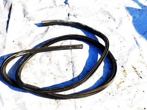 Used Rubber door seal Rubber door seal JEEP COMPASS (MK49) 2.2 CRD 4x4 (163 hp) 40028144 40028144