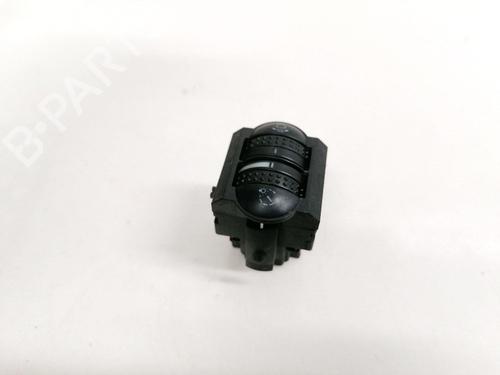 switch-vw-passat-b5-variant-3b5-1997-1998-1999-2000-2001-35554315 main image