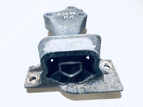Used Engine mount Engine mount RENAULT CLIO III (BR0/1, CR0/1) 1.2 16V (BR02, BR0J, BR11, CR02, CR0J, CR11) (75 hp) 33082363 33082363