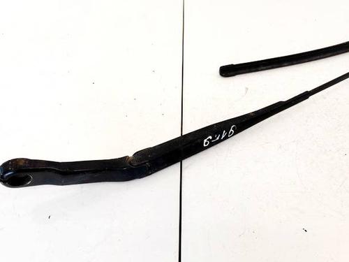 Used Front windshield wiper arm OPEL MERIVA A MPV (X03) 1.7 CDTI (E75) (100 hp) 32948228