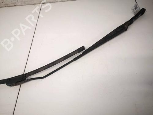 Used Front windshield wiper arm Front windshield wiper arm 32969978 32969978