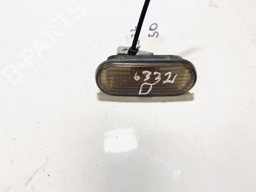 Used Right side indicator Right side indicator VW VENTO (1H2) 1.9 TDI (90 hp) 35601330 35601330