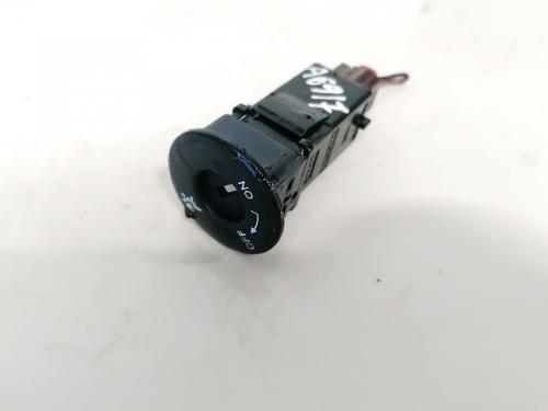 Used Switch Switch NISSAN MICRA III (K12) 1.2 16V (80 hp) 33091827 33091827