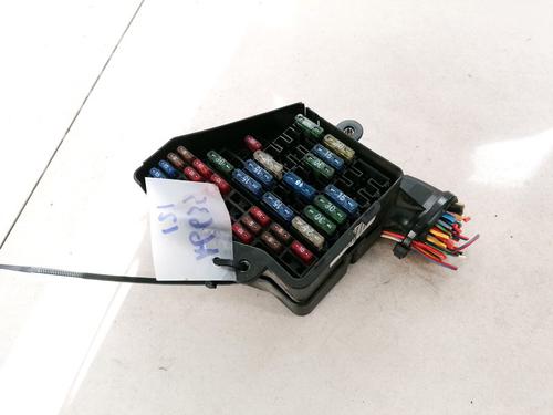 Used Fuse box Fuse box AUDI A4 B5 (8D2) 1.9 TDI (110 hp) 33079822 33079822
