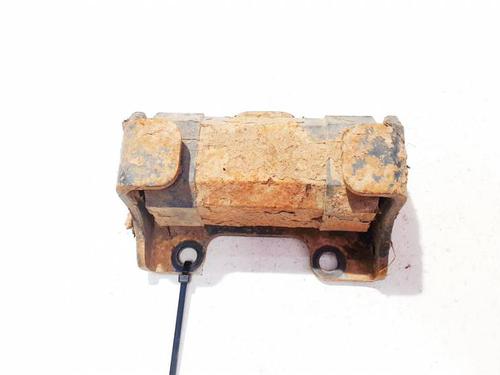 Used Engine mount Engine mount SUZUKI GRAND VITARA II (JT, TE, TD) 2.0 All-wheel Drive (TD54V, JB420) (140 hp) 32961227 32961227