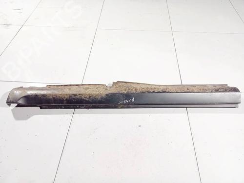 Used Right sideskirt Right sideskirt 35135065 35135065