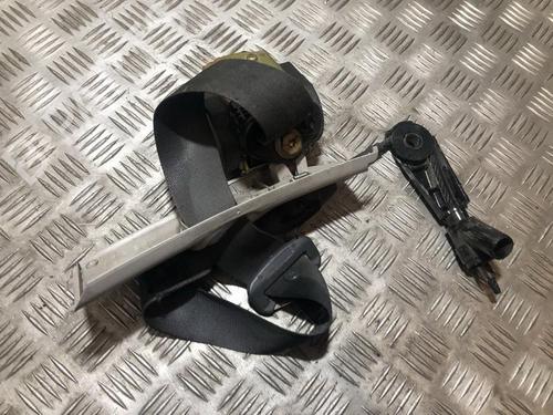 front-right-seatbelt-renault-laguna-ii-bg01_-2001-2002-2003-2004-2005-2006-2007-35698856 main image