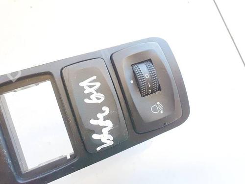 Switch HYUNDAI H-1 / STAREX Bus (A1) 2.5 CRDi | BP35235706I30 - Image 2