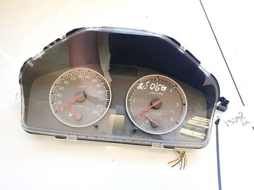 Used Instrument cluster Instrument cluster VOLVO V50 (545) 2.0 D (136 hp) 35260961 35260961