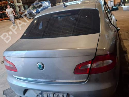 Warning switch SKODA SUPERB II (3T4) 2.0 TDI | BP38798752I22 - Image 9