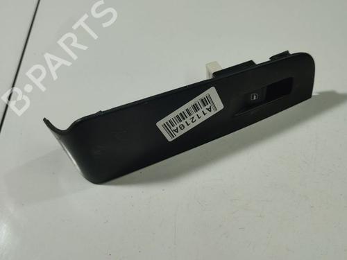 Used Switch Switch SKODA SUPERB II (3T4) 2.0 TDI (140 hp) 33487681 33487681