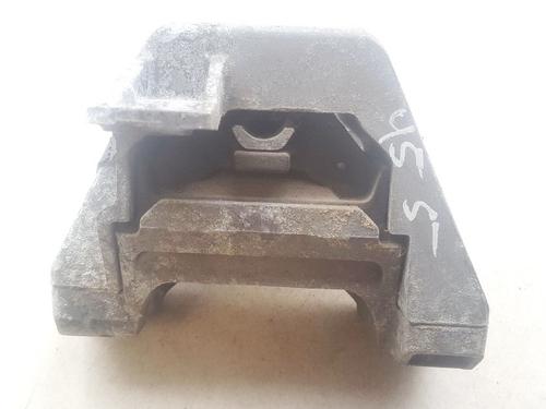 Used Engine mount Engine mount OPEL VECTRA C (Z02) 1.9 CDTI (F69) (120 hp) 33518272 33518272